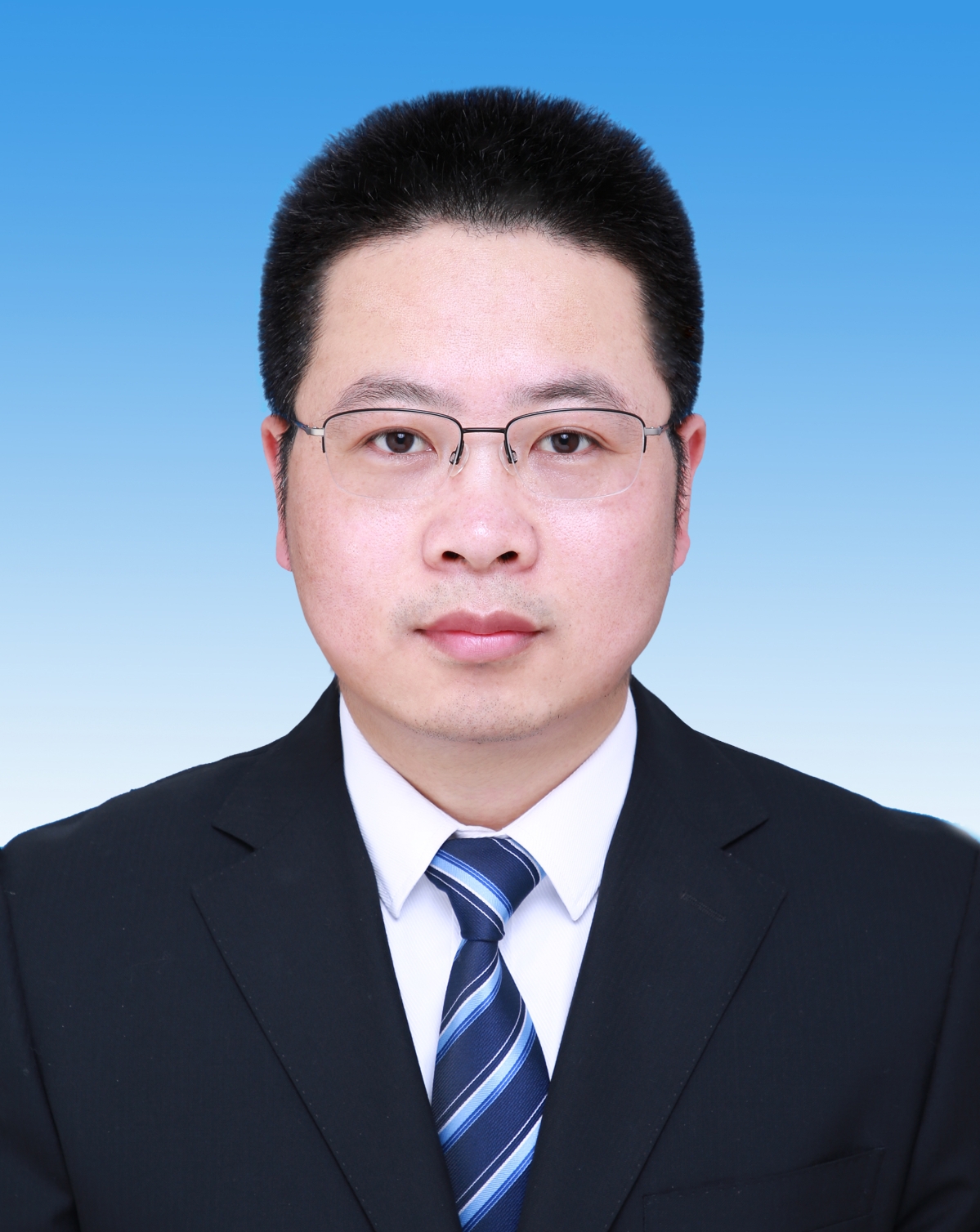 何渭林